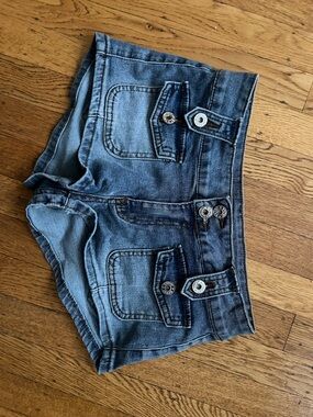 Womens low rise Y2K vintage shorts